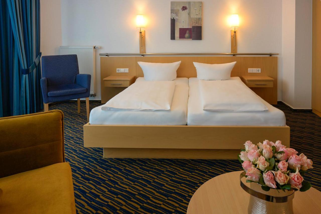 Hotel Am Wasserfall ลิงเงน ภายนอก รูปภาพ