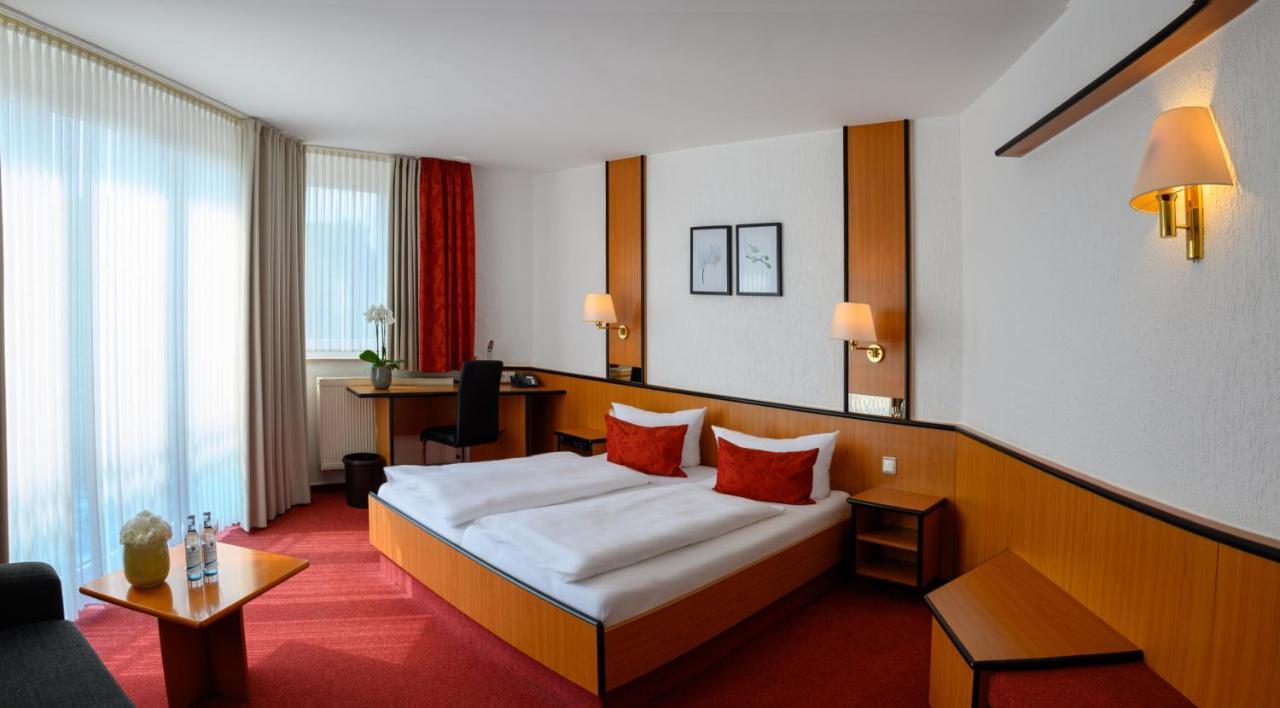 Hotel Am Wasserfall ลิงเงน ภายนอก รูปภาพ